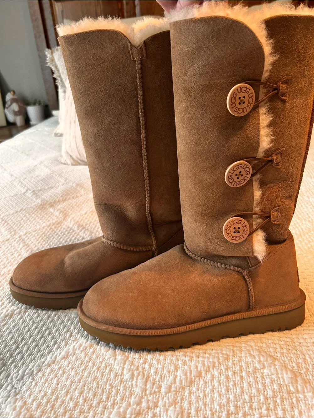 UGG Women's Chestnut Button-Trim Shearling Mid-Calf Boot. New never worn